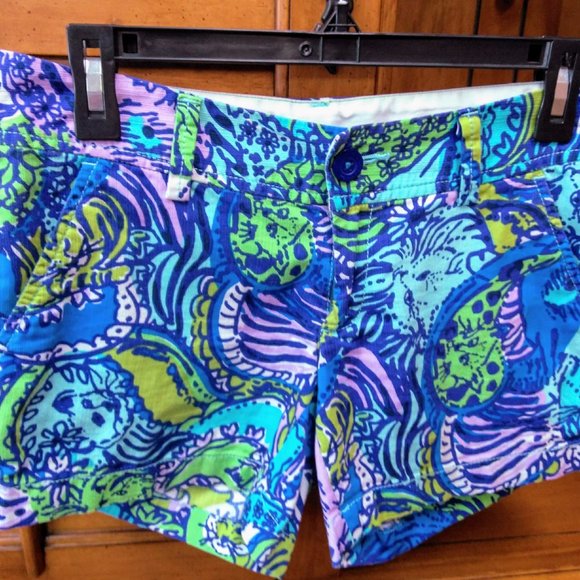 Lilly Pulitzer callahan shorts cattitude cat blue gteen Size 0 - Picture 1 of 5